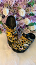Load image into Gallery viewer, Fully bling croc