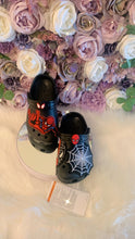 Load image into Gallery viewer, Boy custom crocs